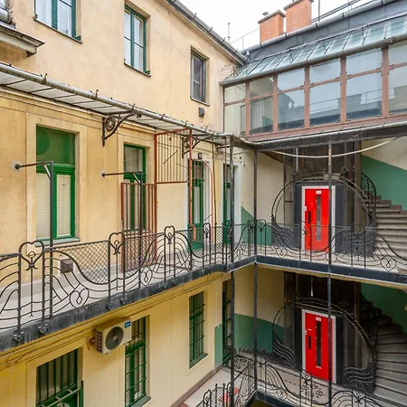 Apartment Synagogue 1 Bedroom S161 Budapest